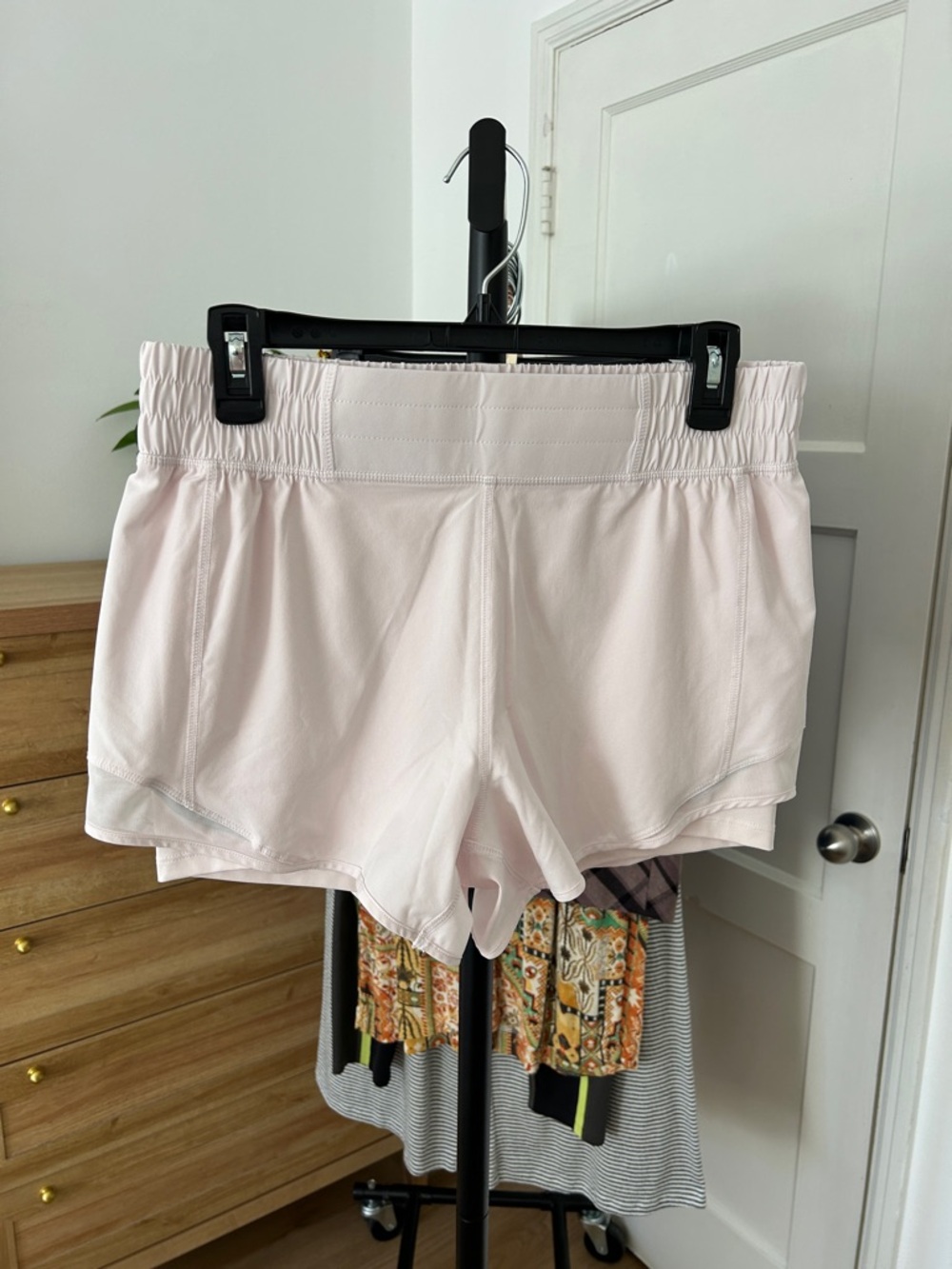 NWOT Mondetta Athletic Shorts with liner. Size medium. 3” inseam. No pockets.
